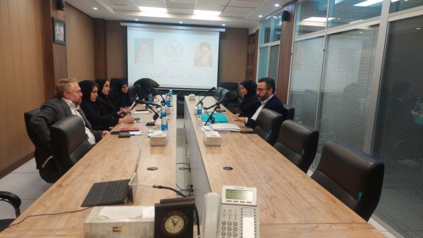 بازدید مدیران و کارشناسان بانک تجارت از خانهایبی