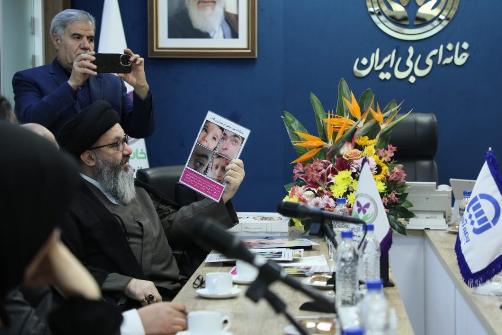 بازدید مدیران بیمه آسیا از خانه ای‌بی