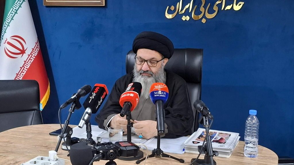 سید حمیدرضا هاشمی گلپایگانی مدیرعامل خانه ای‌بی در نشست خبری غرامت بیماران پروانه‌ای
